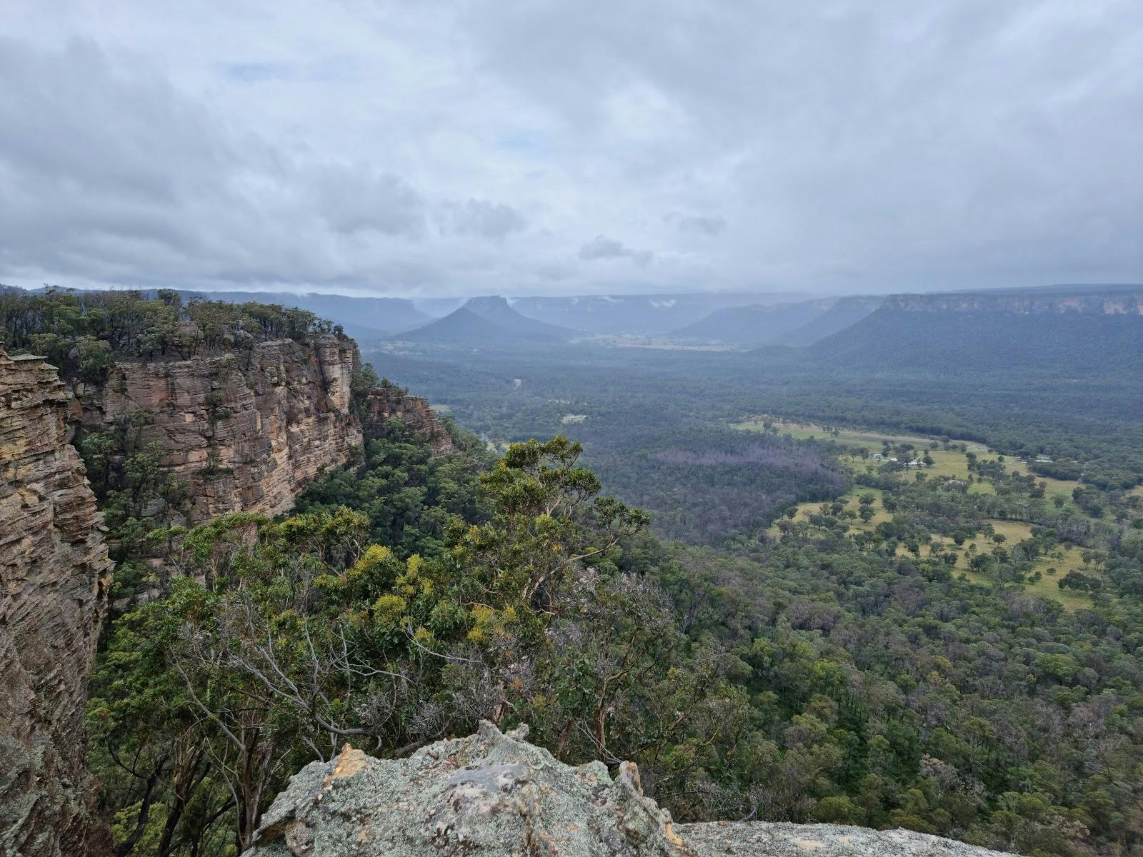 Ben Bullen Mountain Top Lookout