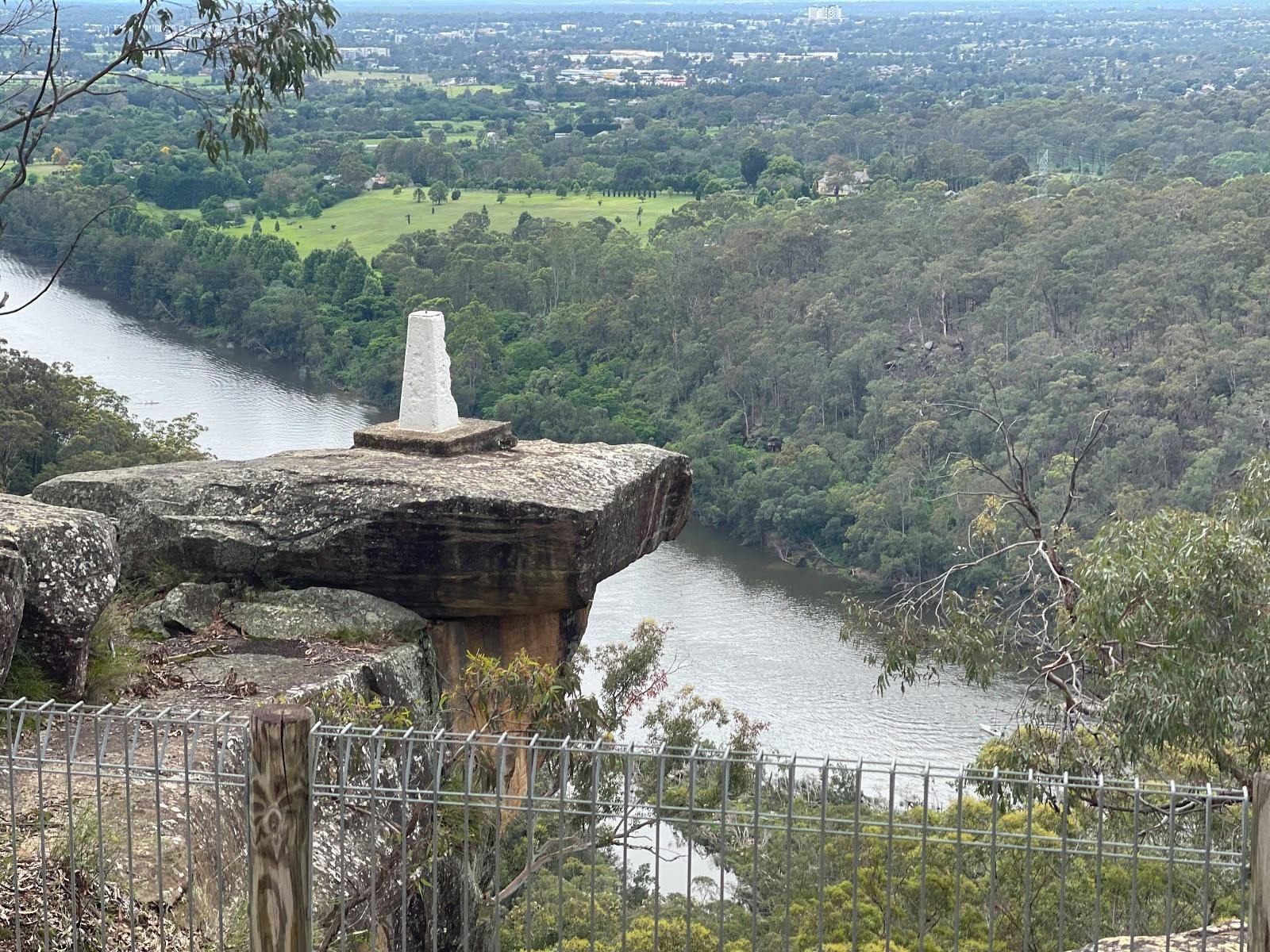 Portal lookout