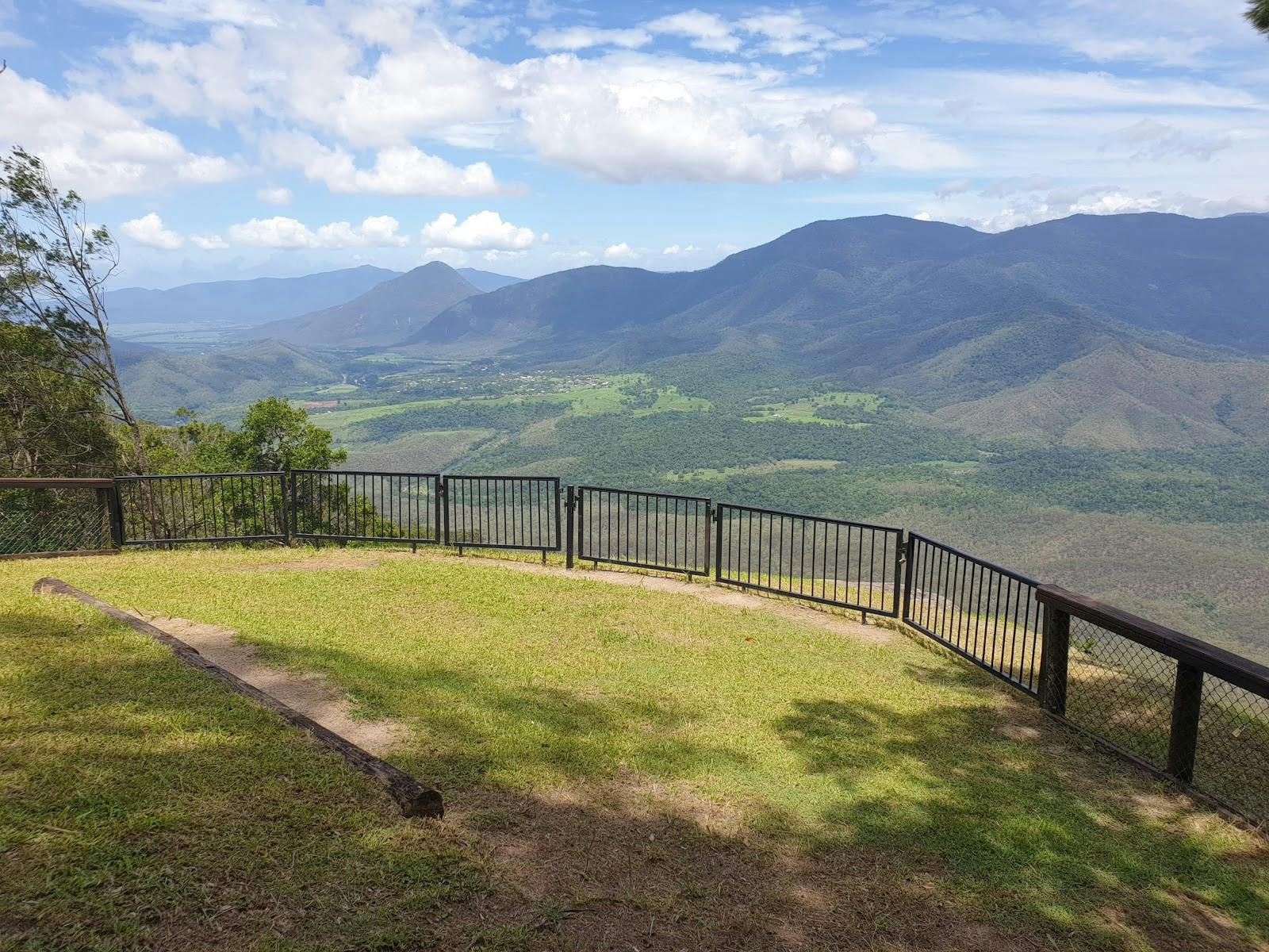 Gillies Lookout